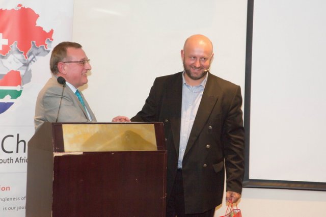 Dr Frans Cronje